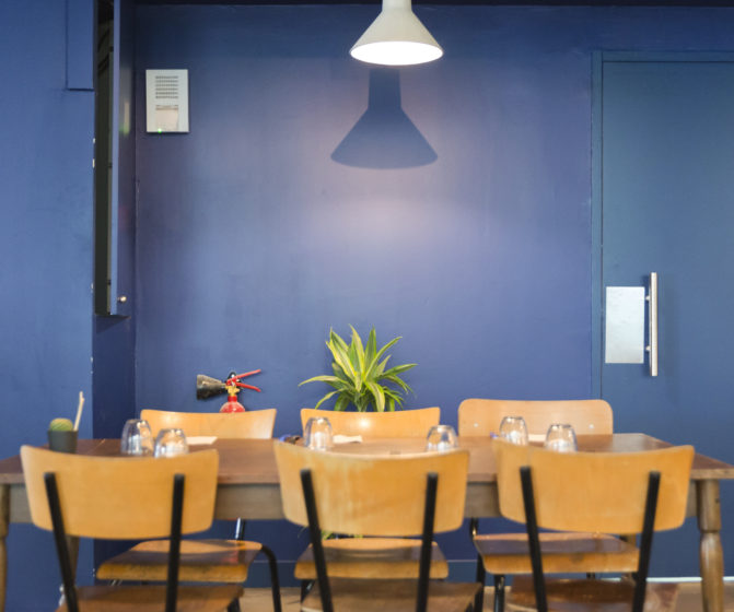mroc bloc et bistrot restaurant signalétique architecture design d'espace studio frvr