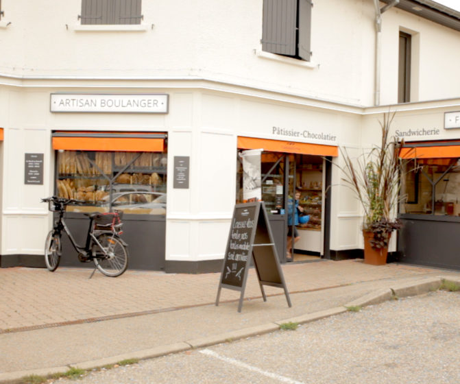 concept campaillette boutique nancy façade vue générale entrée sortie ardoise extérieur store banne orange