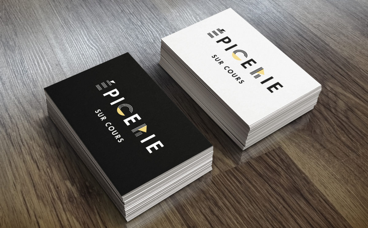 épicerie sur cours logo et identité visuelle détail carte de visite noir et blanc par le studio de design frvr